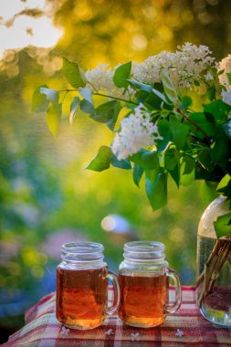 Gün - buz çay sonundaki ferahlatıcı yaz içeceği