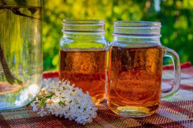 Gün - buz çay sonundaki ferahlatıcı yaz içeceği