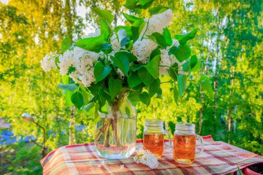 Gün - buz çay sonundaki ferahlatıcı yaz içeceği