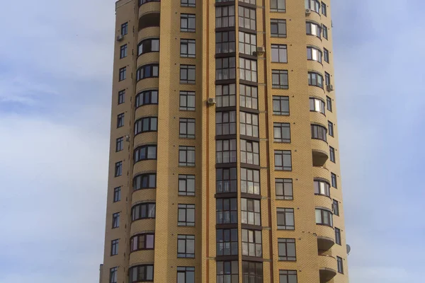 Windows Van Een Hoge Residentieel Gebouw — Stockfoto