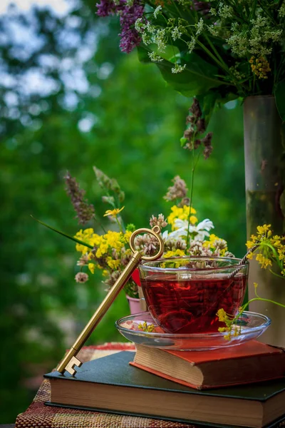 Cup Tea Wild Flowers Pink Iron Bucket — Stock Photo, Image