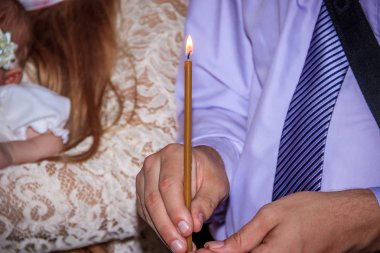 Tapınağın mumlar. Din ve Ortodoksluk tapınaklar. Mum mum yakmak. Tapınağın yapı