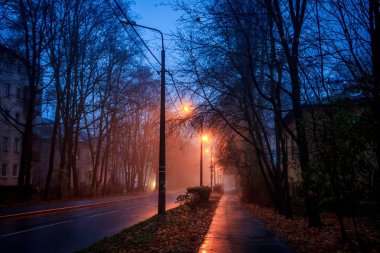 Boş gece yol görünümü