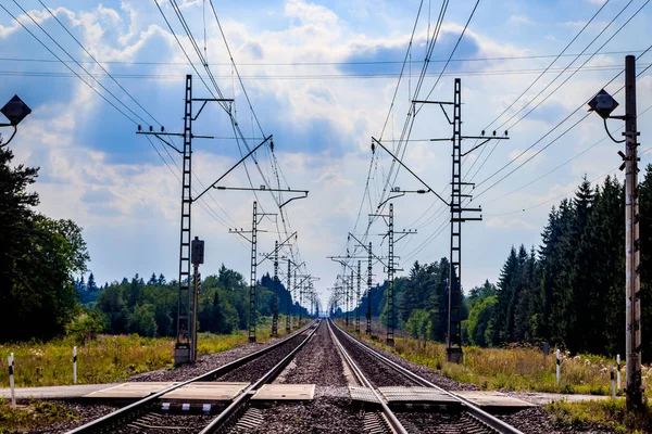 Russische Spoorwegen Het Voorjaar — Stockfoto