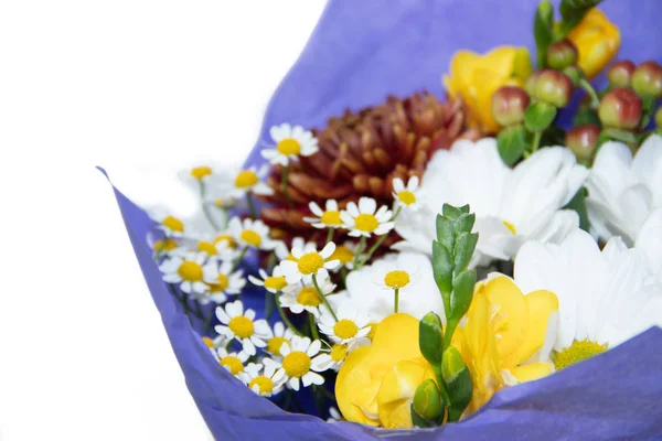 다채로운 신선한 꽃다발의 클로즈업 — 스톡 사진