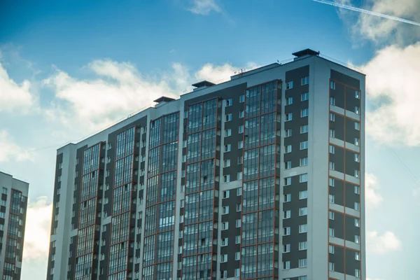 Vista Del Alto Edificio Residencial Varios Pisos —  Fotos de Stock