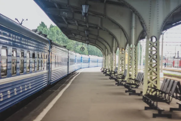 Rus tren. Rus Demiryolları. Rusya, Nisan 2018