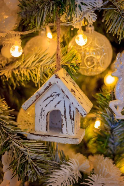 Oyuncaklar Noel Ağacı Dekoratif Tatil Dekorasyon Yeni Yıl Ruh Mutlu — Stok fotoğraf