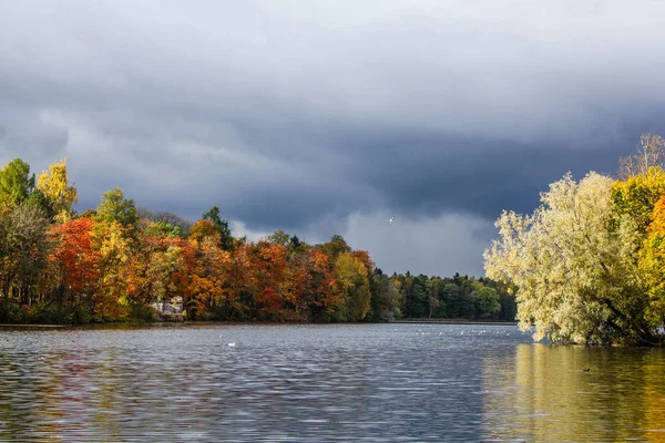 Krásný Podzimní Park Příroda Cestování — Stock fotografie