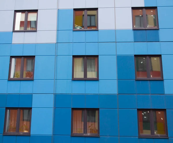 Vista Del Colorido Edificio Residencial Varios Pisos — Foto de Stock