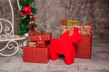 Dekoratif tatil dekorasyonu. Noel ağacı için Süslemeler