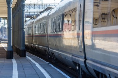 Rus tren. Rus Demiryolları. Luban, Nisan 2018