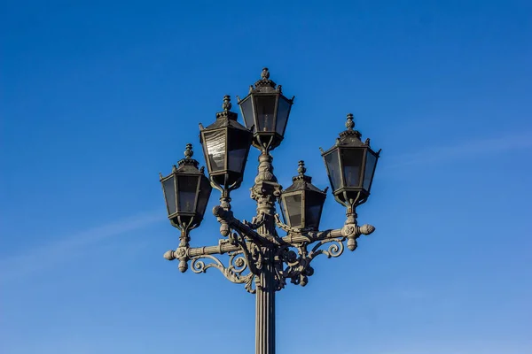 圣彼得堡古城灯 — 图库照片