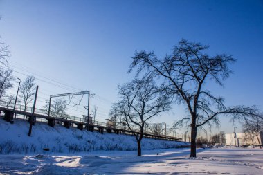 Gündüz Rus Demiryolları manzaraya