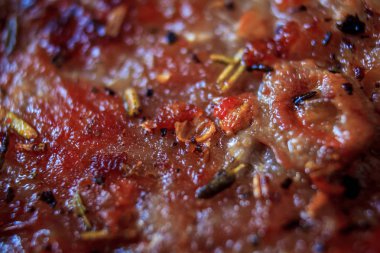 Üzerine kızarmış pirzola,