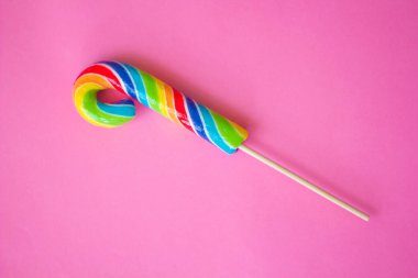 Parlak yeni yıl çizgili karamel 