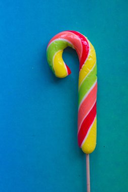 Parlak yeni yıl çizgili karamel 