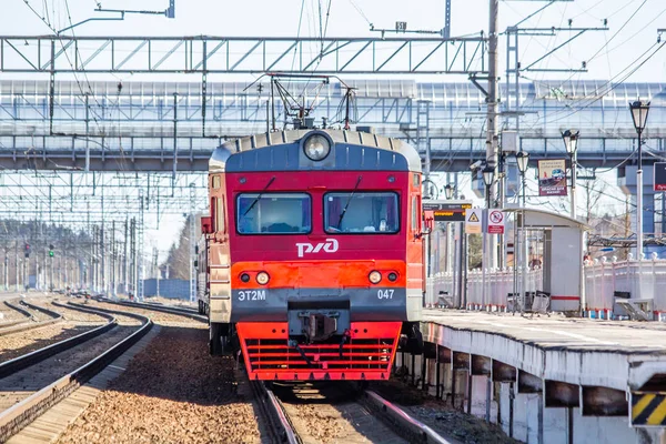 Электровоз Железнодорожных Путях Электропоезд — стоковое фото