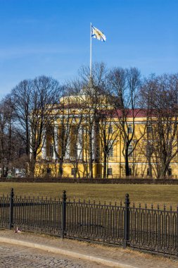 gündüz, şehir mimarisinin gezi