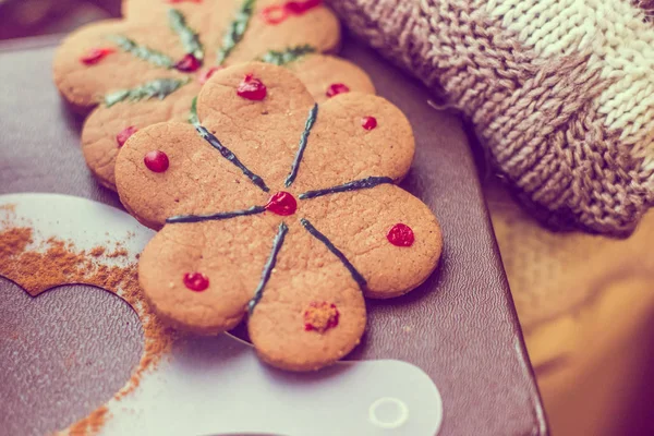 Lebkuchen Auf Einem Pullover Leckeres Mehlprodukt Essen Und Trinken — Stockfoto