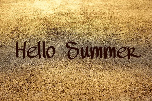 Hallo Sommer Banner. Text auf dem Foto. Text hallo Sommer. neuen Monat. Neue Saison. Willkommenskarte — Stockfoto