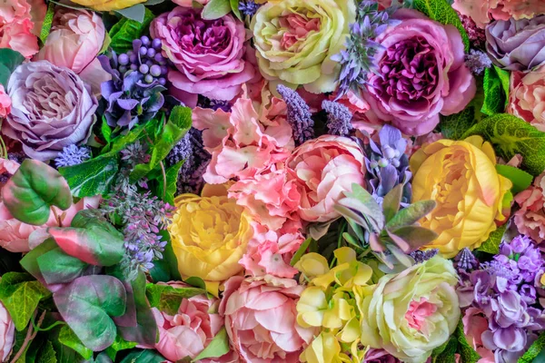 Φόντο Από Ροζ Και Κίτρινα Χάρτινα Λουλούδια Ψεύτικα Λουλούδια Floral — Φωτογραφία Αρχείου