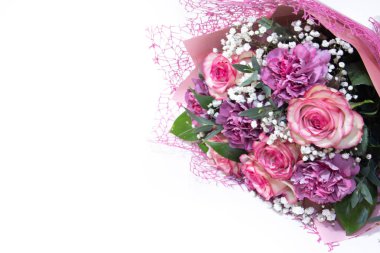 Pembe güllü buket. Güzel taze çiçekler