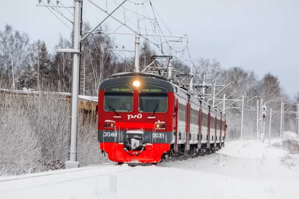 Red Russian Train Rails Winter Forest Russia Leningrad Region Gatchina — Stock Photo, Image