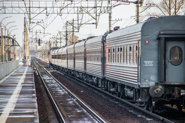 Comboio Passageiros Russo Vermelho Rússia Metallostroy Março 2019 — Fotografia de Stock