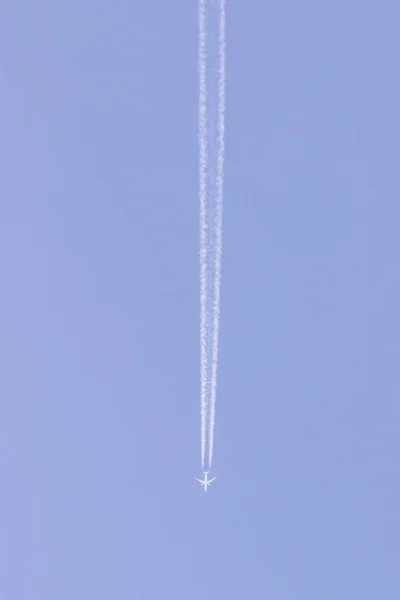 Russland Petersburg August 2018 Flugzeug Himmel Flughafen Pulkovo — Stockfoto