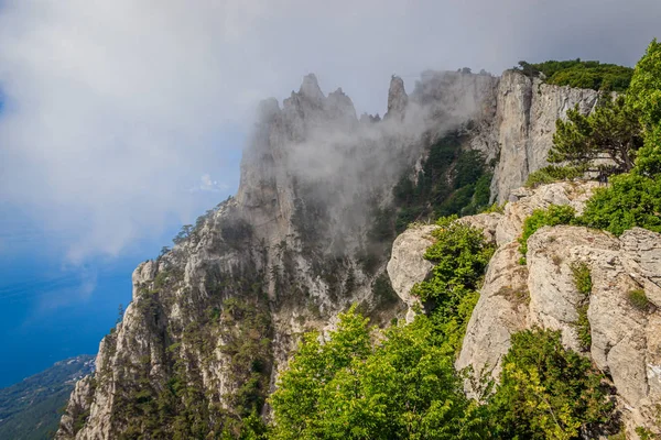 Petriho Hora Mlze Vysoká Hora Krymské Hory Nízká Nádherná Horská — Stock fotografie