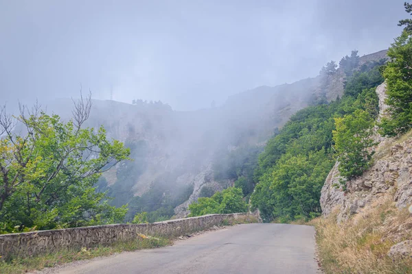 Estrada Asfalto Montanha Para Monte Petri Crimeia — Fotografia de Stock