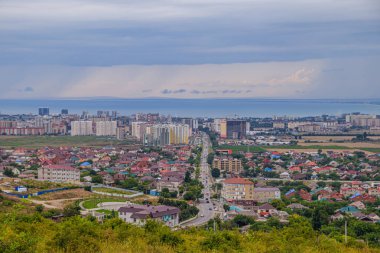 Anapa şehrinin binalarının ve mimarisinin havadan görünümü, Rusya