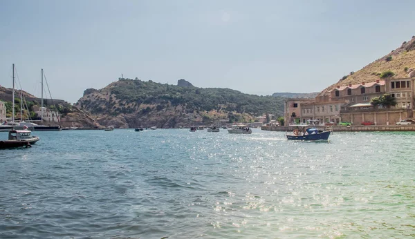 Balaklava Bahía Tiempo Soleado Crimea Temporada Veraniega —  Fotos de Stock