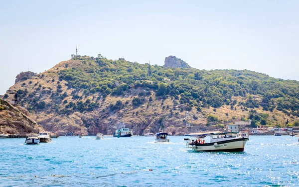 Balaklava Bahía Tiempo Soleado Crimea Temporada Veraniega —  Fotos de Stock