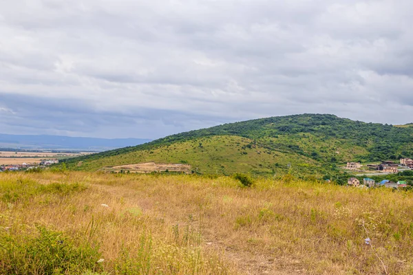 Поле Низькими Горами Деревами Анапський Район Росія — стокове фото