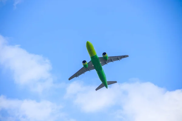 Rússia Anapa Julho 2019 Avião Voando Céu Conceito Transporte Passageiros — Fotografia de Stock