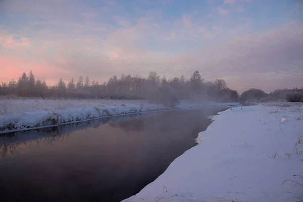 Утренний Рассвет Реке Зимний Мороз — стоковое фото