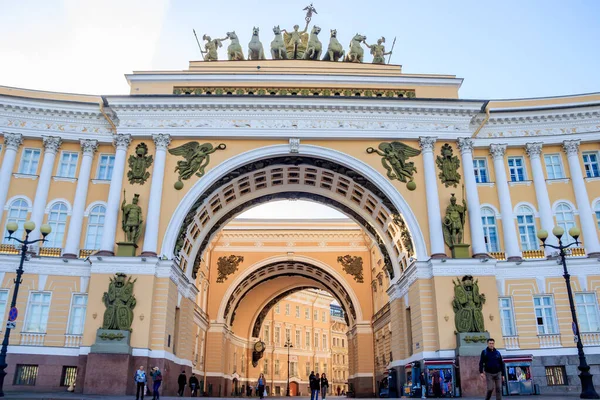 Rusia San Petersburgo Septiembre 2019 Centro Ciudad San Petersburgo Plaza — Foto de Stock