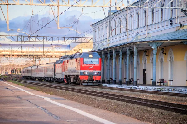 Rusia Lyuban Agosto 2019 Ferrocarril Verano Rusia Camino Hierro Fondo — Foto de Stock