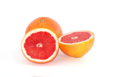 Greyfurt makro closeup beyaz zemin üzerine dilim