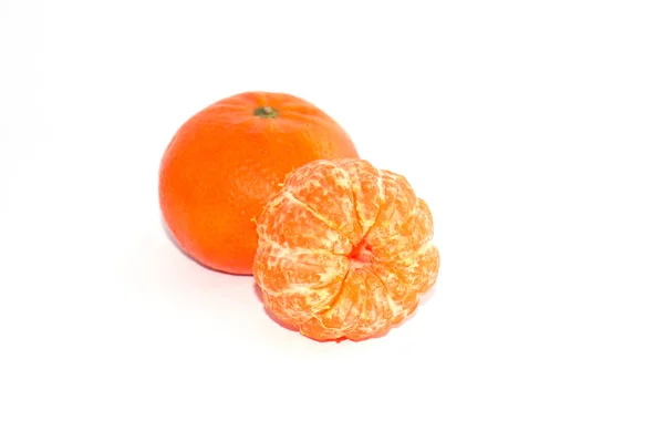 Two juicy tangerine on white background, macro — Stock Photo, Image