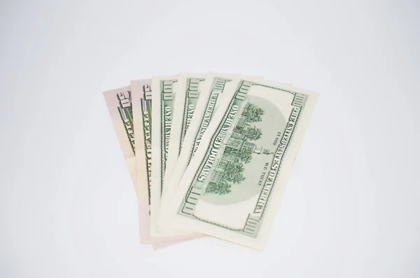 Dollar, amerikanisches Geld auf weißem Hintergrund, isoliert — Stockfoto