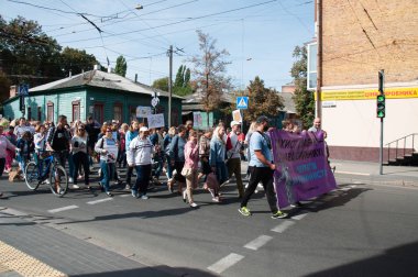 Ukrayna, Chernihiv, 15 Eylül 2019: Hayvan Kısırlaştırma ve Aşırı Maruziyet Merkezlerinin Yaratılması İçin Tüm Ukrayna ve Dünya Hayvan Hakları Yürüyüşü
