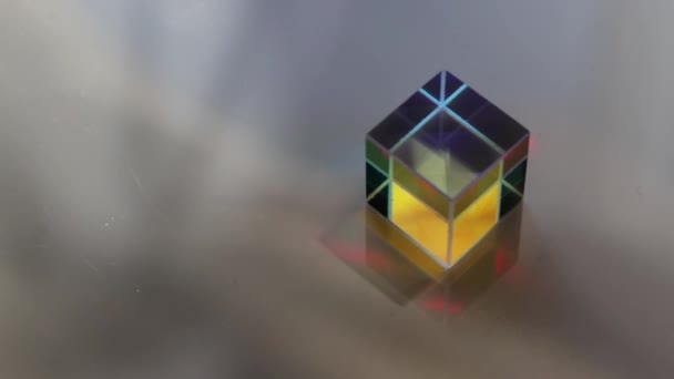 Cor cristal quadrado com arco-íris — Vídeo de Stock
