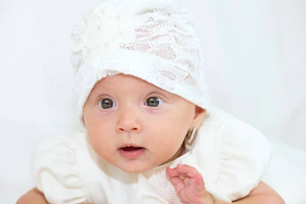 Porträtt Söt Spädbarn Baby Flicka — Stockfoto
