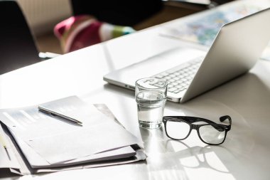 Close-up bir boş ofis masası