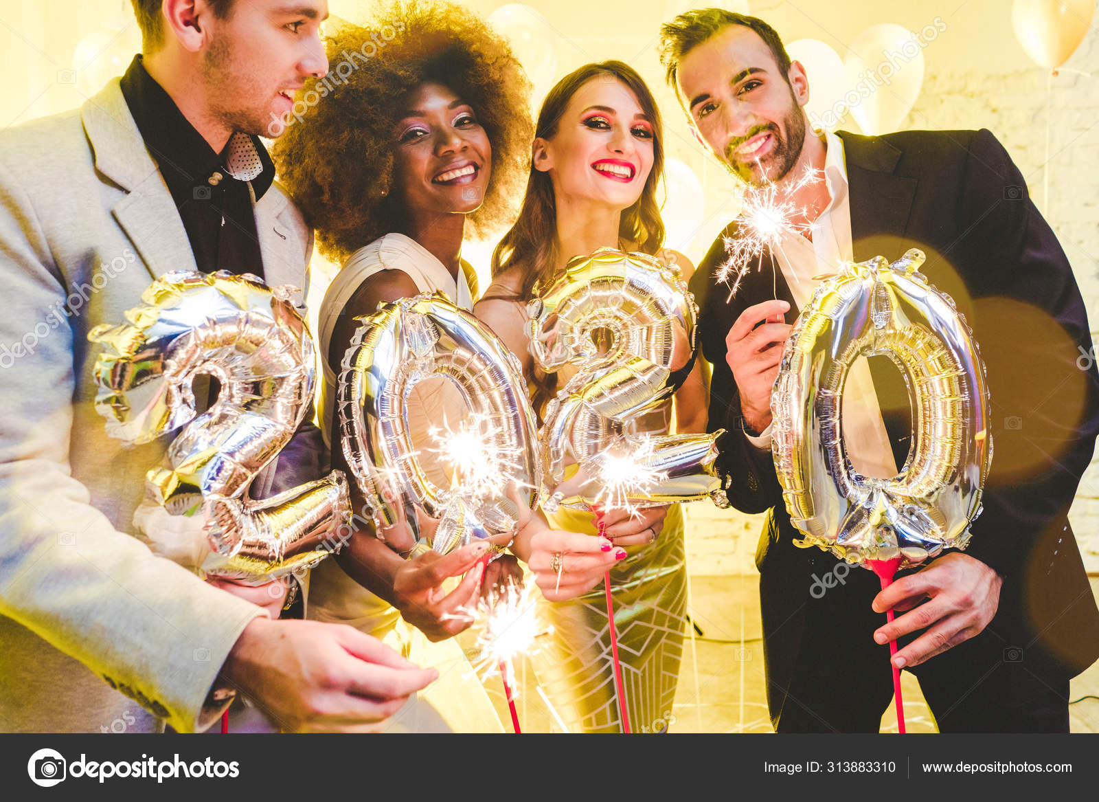 Group of party people celebrating the arrival of 2020 — Stock Photo ...