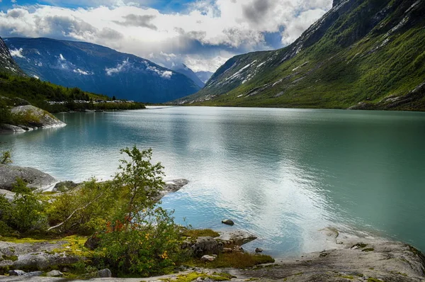 Güzel manzara. Norveç'te seyahat