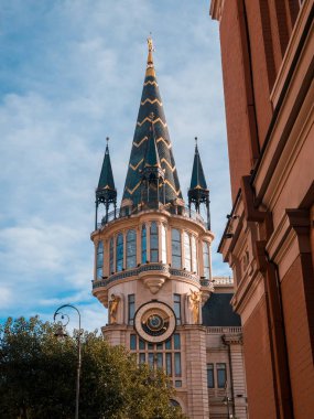 Batum, Georgia - 11 Ocak 2019: Modern mimaride Batum, Astronomik Saat'in. Gürcistan